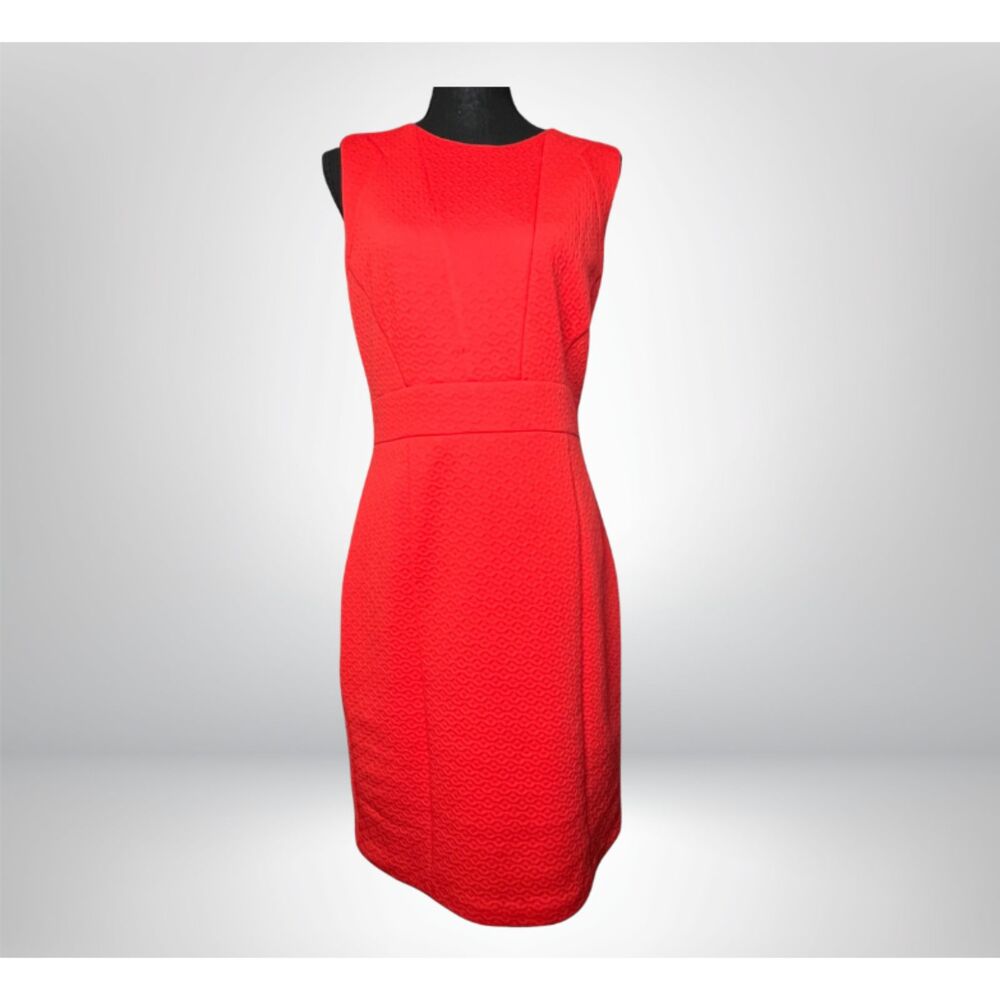 Laundry by Shelli Segal Coral Sleeveless Textured Sheath Dress (8)